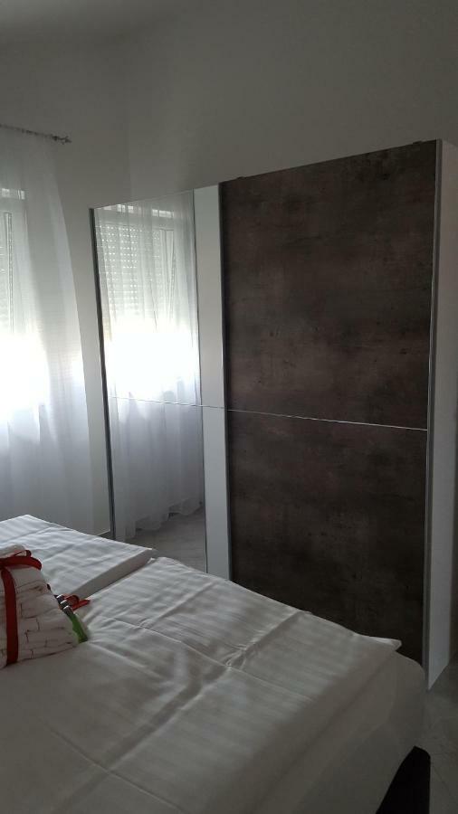 Villa Marija Vir Ngoại thất bức ảnh