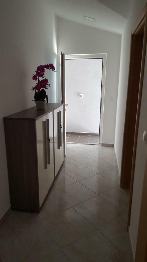 Villa Marija Vir Ngoại thất bức ảnh